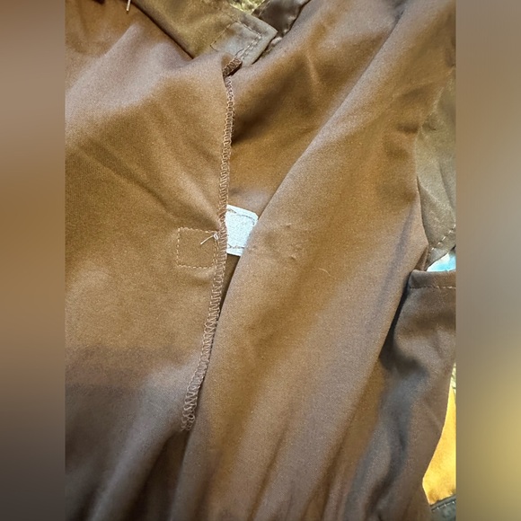 Disney’s Raya Costume Set - Picture 7 of 10